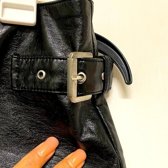 H&M Divided Faux Leather Side Buckle Mini Skirt-Size 8 - Picture 5 of 9